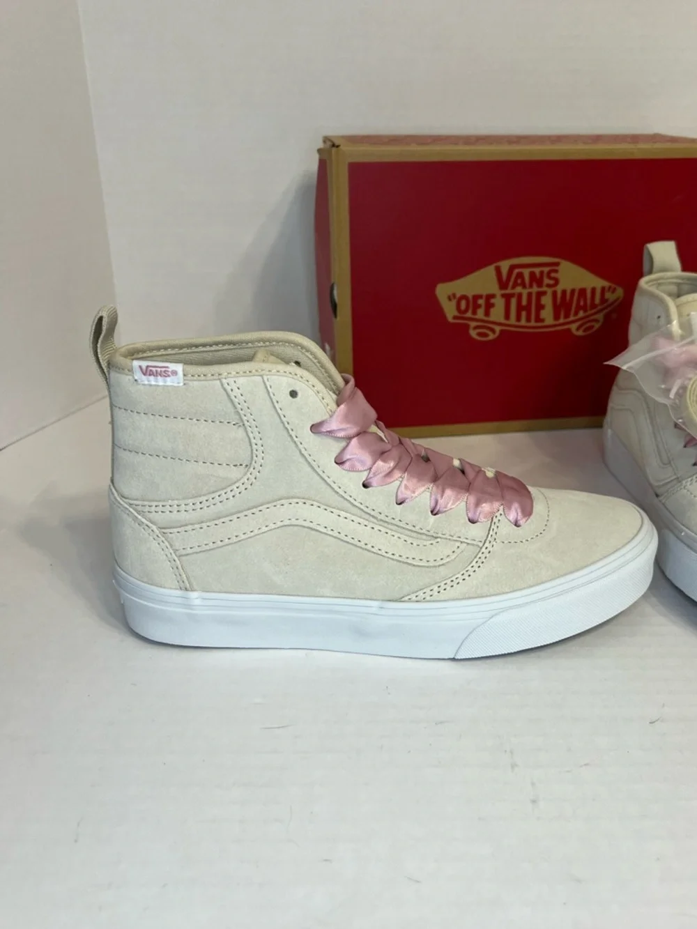 Vans Ashwood Hi Decon in the 